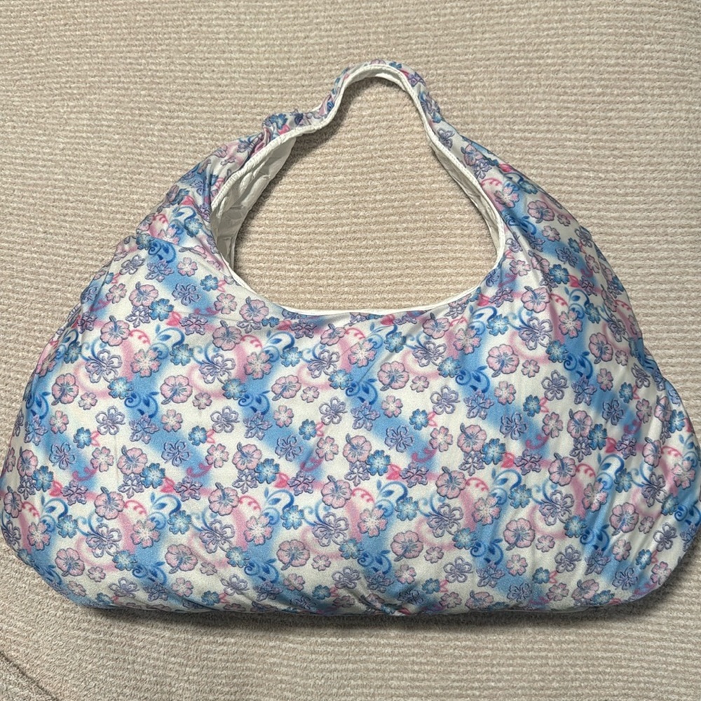 FRANKIES BIKINIS PUFF BAG BRAND NEW!!